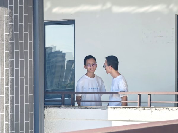 群益证券 重庆双胞胎兄弟分别被清华、北大录取